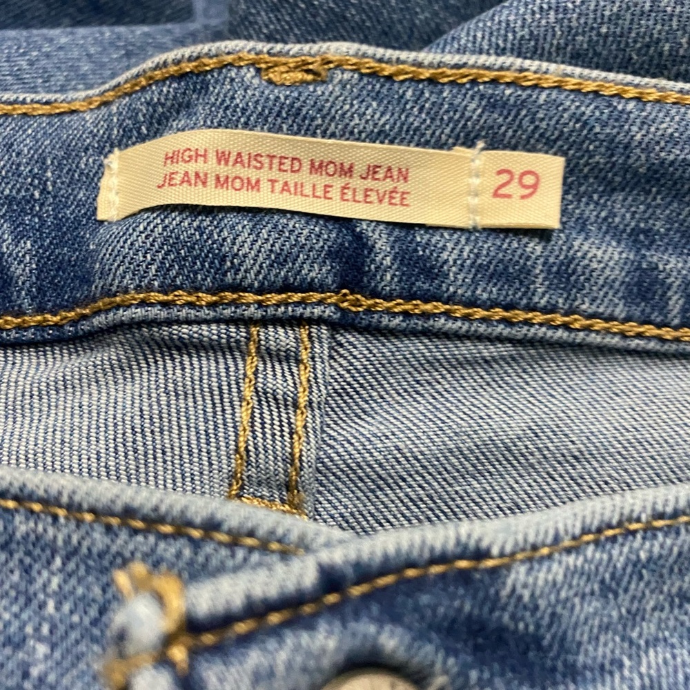 Levi mom jeans